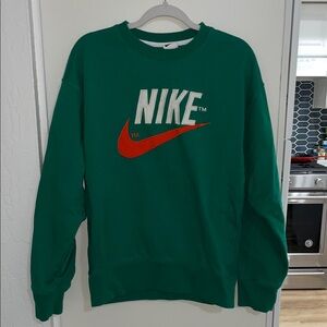 Nike Rare Front Logo with Embroidery Men's Green & Orange Crewneck Sweatshirt S